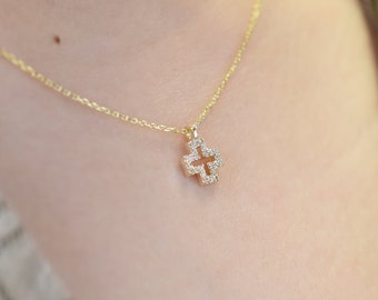 Small Diamond Cross Pendant 0.12ct / 14k Gold Diamond Cross / Small Petite Layering Cross / Baptism / Communion/ Confirmation/ Confirmation
