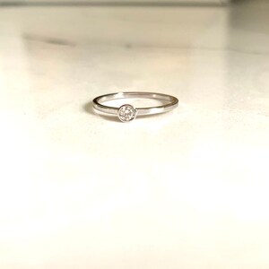 Diamond Bezel Ring / 14k Gold Diamond Ring 0.07ct  /  Minimalist Diamond Ring  / Dainty Diamond Ring  / Gold Stackable Ring / Solitaire