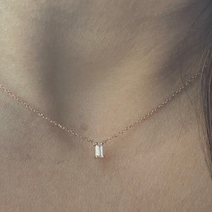 Diamond Baguette Necklace / Dainty Diamond Necklace 0.10ct / 14k Gold Layering Necklace / Bridal Necklace / Elegant Fine Jewelry