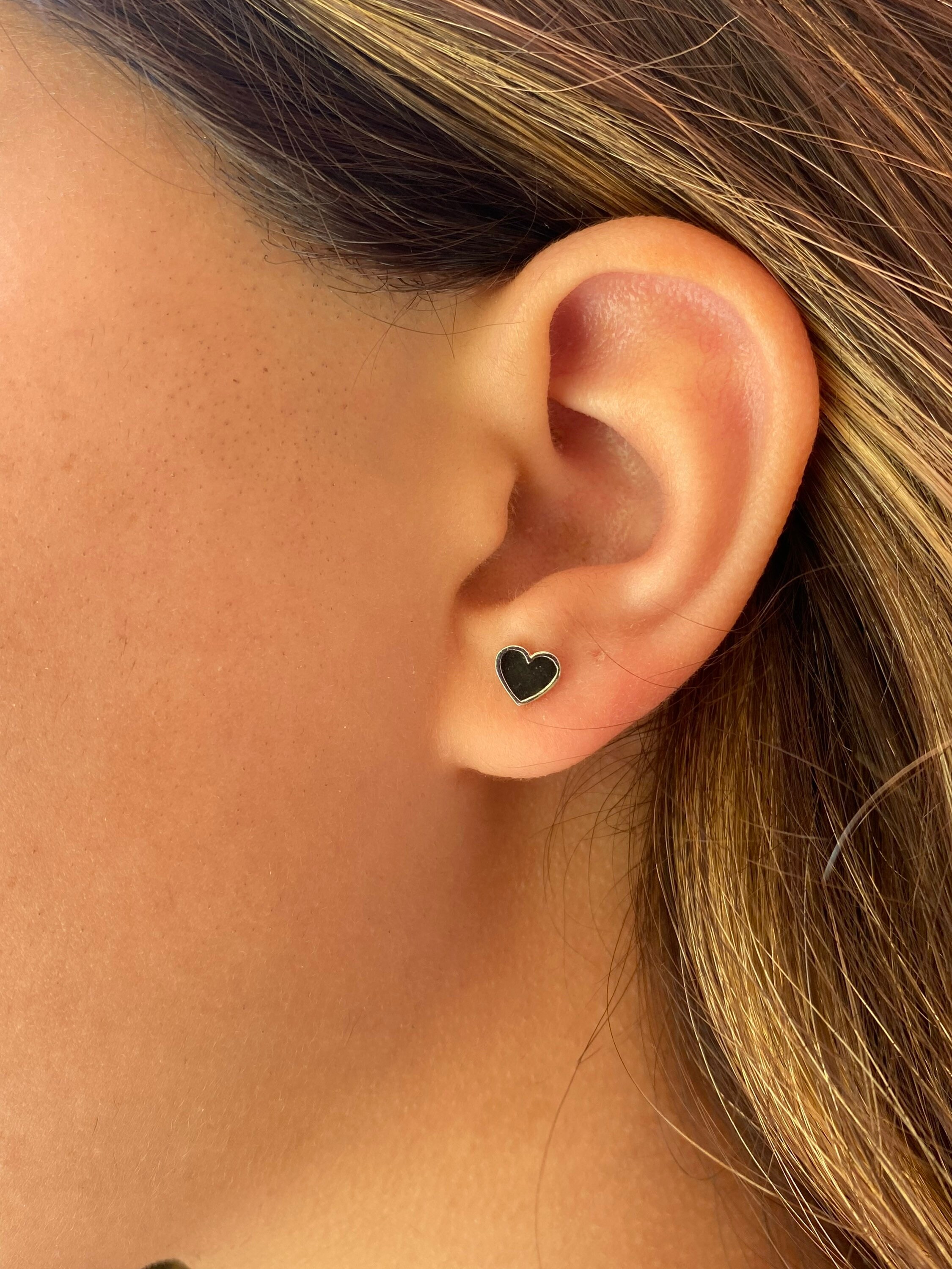 送料関税込【AMY O】Mini Heart Flat Back Stud 14K☆国内発送♪ Heart Earring ( Single Piece) / 14k Gold Small Heart Earring