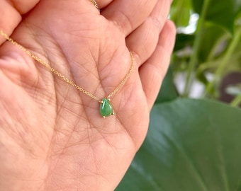 Jade Solitaire Necklace / 14k Gold Jade Necklace / Pear Shape Jade Necklace / Natural Jade Necklace / Chinese Jade Necklace / Green Jade