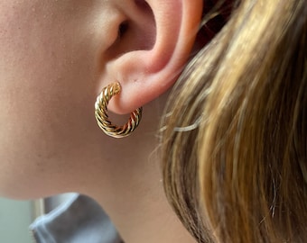 Hoop Earrings (Pair) / 14k Gold Hoop Earrings / Gold Round Hoop Earrings / 14K Gold Hoop Earrings / Everyday Gold Hoop Earrings