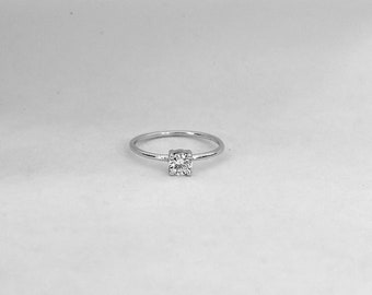 Diamond Ring / 14k White Gold Diamond Engagement Ring /  Dainty Diamond Ring / Minimalist Diamond Ring / Delicate Diamond Ring / Bridal Ring