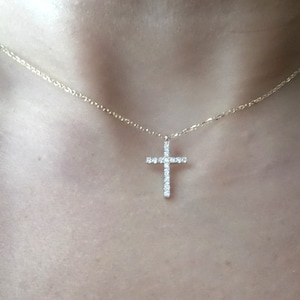 Small Diamond Cross Necklace 0.16cts / Everyday Diamond Cross / 14k Gold Diamond Cross / Dainty Diamond Cross / Baptism Gift / Communion / S