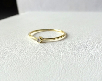 Diamond Bezel Ring / 14k Gold Diamond Ring /  Minimalist Diamond Ring / Dainty Diamond Ring / Gold Stackable Ring / Diamond Solitaire Ring