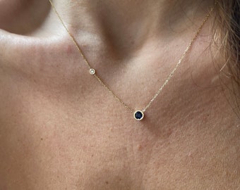 Collar de diamantes de zafiro 4 MM / Collar de solitario de zafiro / Colgante de diamantes de zafiro azul / Collar de zafiro de oro de 14k / Zafiro genuino