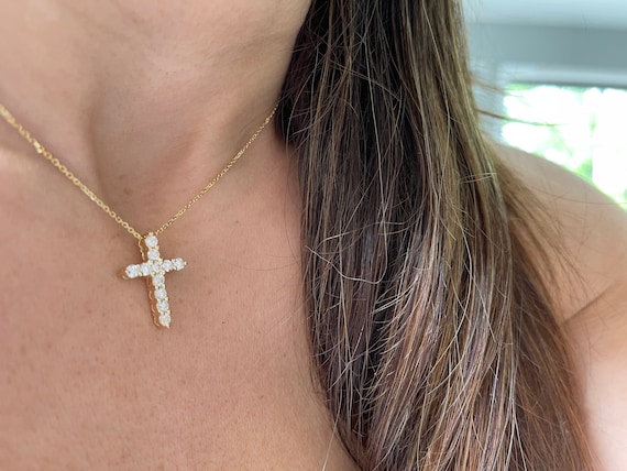 Large Cross 14k White Gold Pendant Necklace in White Diamond | Kendra Scott
