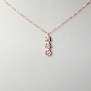 Diamond Bezel Necklace / 14k Rose Gold Diamond Necklace 0.25cts / Bridal Diamond Necklace / Floating Diamond / Dainty Diamond Necklace