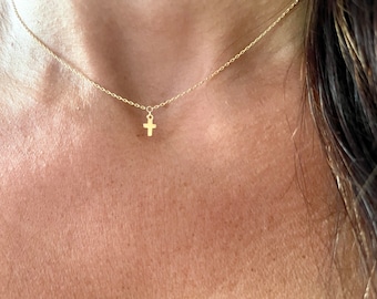 Small Cross Necklace / 14k Gold Cross Necklace / Tiny Cross / Petite Cross/ Mini Cross / Gold Tiny Cross / Communion Confirmation Baptism