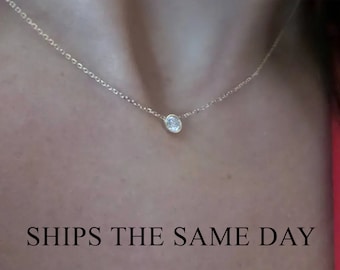 Diamond Necklace / Diamond Solitaire Necklace / 14k Gold Diamond Bezel Necklace / Diamond Necklace / Floating Diamond / Dainty Diamond