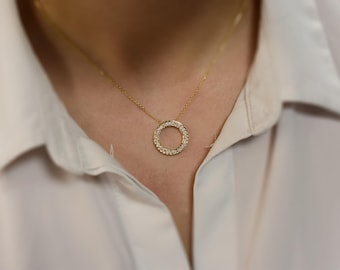 Circle of Life / Diamond Circle of life Necklace / 14k Gold Diamond Necklace / Round Diamond Necklace / Eternity Circle Necklace / Bridal
