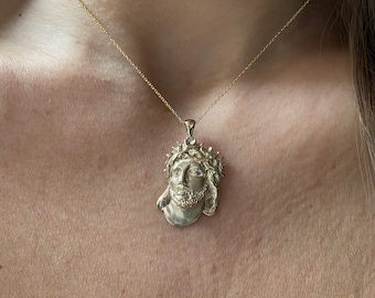 Jesus Necklace / 14k Solid Gold Jesus Pendant / Jesus Christ Necklace / Religious Pendant / Communion / Confirmation / Baptism / Christmas