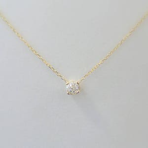 Collier diamant / Collier or 14 carats diamant 0,23 ct / Collier solitaire délicat / Pendentif diamant délicat / Pendentif diamant or / Flottant