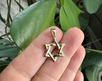 Star of David Necklace / 14K Gold Star of David Necklace / 14k Solid Gold Star of David Necklace / Large Star of David / Religious