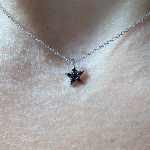 Diamond Star Necklace 0.10cts / Black Diamond Star Necklace / Small Star Necklace / 14k Gold Star Charm Pendant / Dainty Star / Minimalist