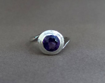 Amethyst Ring/ Genuine Aftrican Amethyst Round Bezel Set Engagement Ring/ Amethyst 1.01 ct Engagement Ring/ February Stone Ring