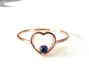 Sapphire Heart Ring / 14k Gold Heart Ring / September Birthstone Heart Ring / Valentines ring / Solid Gold Heart Ring / Love Ring