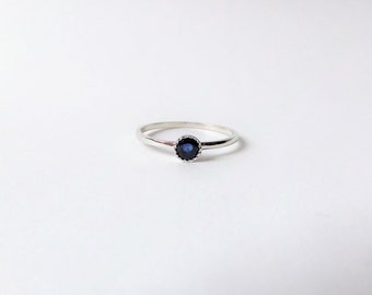 Sapphire Ring 0.30CT / 14k White Gold Sapphire Ring / Millgrain 14k Gold Sapphire Solitaire Ring / September Sapphire Ring / Blue Sapphire