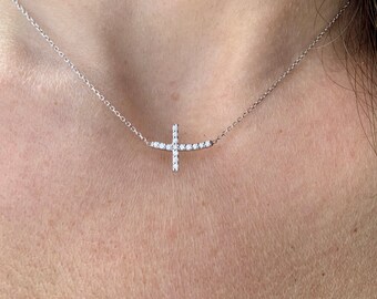 Diamond Cross 0.20CT / 14k White Gold Diamond Cross / 14k Solid Gold Cross/ Communion Gift/ Confirmation/ Graduation/ Christmas / Religious