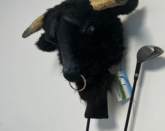 Bull - GOLF headcover for a driver , Golfer’s GIFT