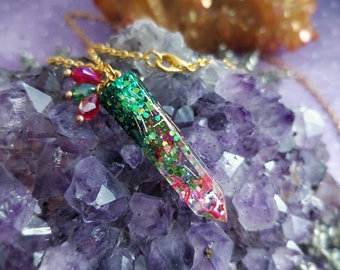 Glitter resin crystal necklace