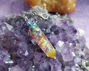 Glitter resin crystal necklace