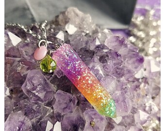 Glitter resin crystal necklace