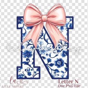 Letra PNG con lazo coqueto - Archivo de una letra "N" - Monograma floral azul chinoiserie, inicial PNG con lazo coqueto para camisa, sudadera o bolso