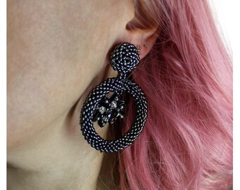 Hoop stud earrings, Gray beaded earrings, statement seed bead, oscar de la renta, earrings hoops, oscar earrings,  o style oscar renta