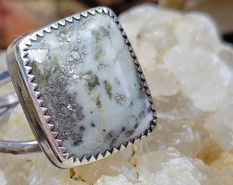 Chunky white pyrite double band sterling silver ring size 7.25