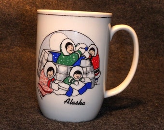 Alaska Coffee Mug - Vintage Ceramic - Bright and Colorful - Inuit Family Building Igloo - 1990