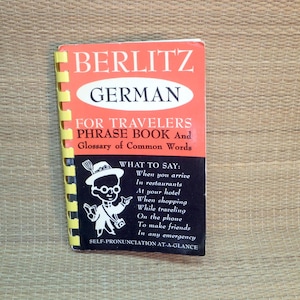 Berlitz - German For travelers Book - English/German - Vintage 1957