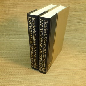 Reader&#39;s Digest Illustrated Encyclopedic Dictionary - 2 Volume Set - Very Nice Condition - 1987