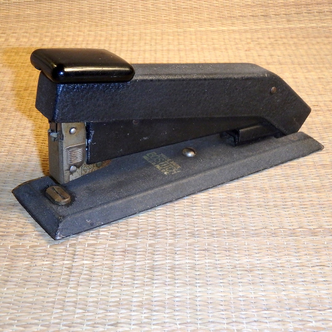 Vintage Bostitch Office Stapler Acabado de arrugas Color negro Heavy