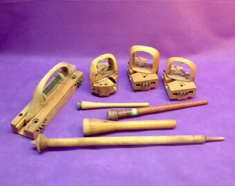 Wooden Loom Shuttles, Spools, Bobbin, Thread, Ribbon or Lace Bobbin Shuttles - Makes Wonderful Display