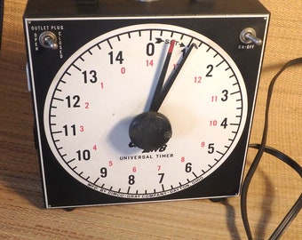 Vintage GraLab Universal Timer  Model 173 - Up To 15 Hours