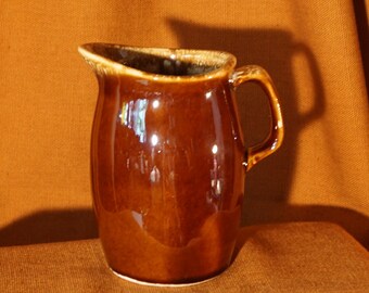 Vintage Hull Mirror Brown Drip 4 inch creamer, made in the USA