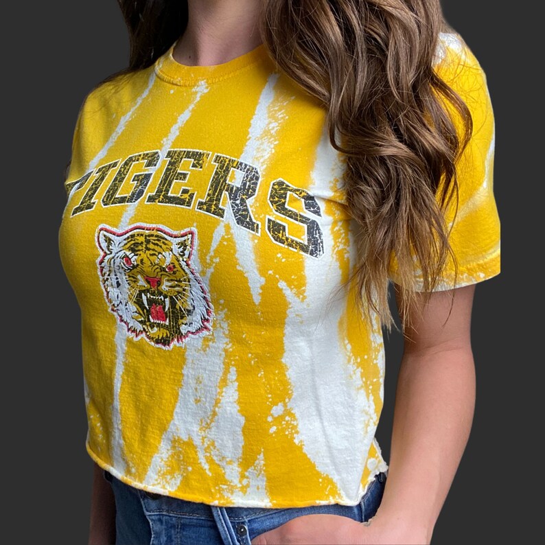 Tigers Crop Top College T-Shirt