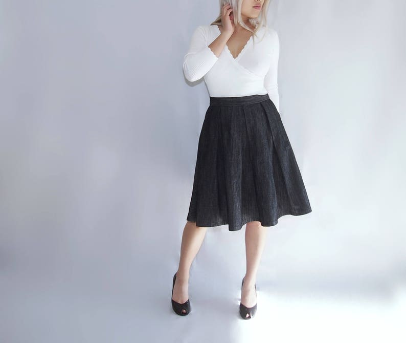 50s vintage a-line pinup preppy Retro style dark Denim jeans pleated skirt