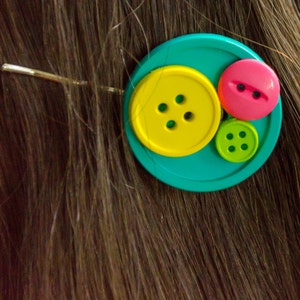 Button Hair Pin - Colorful - Handmade - Adorable Girl Gift - Girl&#39;s Hair Accessory