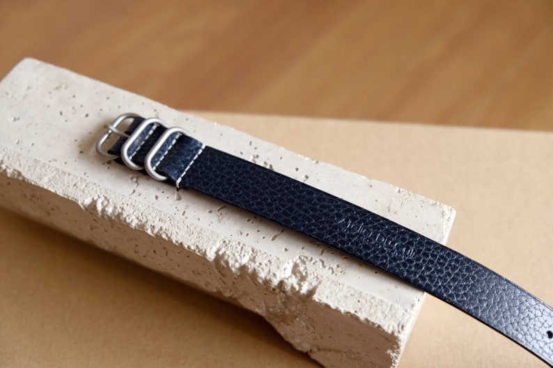 Bracelet/bracelet de montre simple en cuir De lAtelier Du Cuir 100% fait main 18,20,22,24&26mm dollaro marine image 3