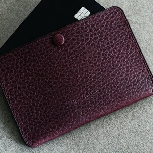 Tarjetero/cartera/cartera Simplet "SNAP" Dollaro burdeos de Atelier Du Cuir