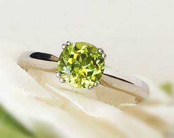 Peridot White Gold Solitaire Ring, Natural Gemstone Ring, Green Peridot Rings, White Gold Rings, Solitaire Rings, Gifts for Her