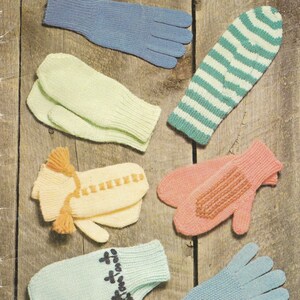 Winnipeg Winter • 1960s Gloves & Mittens Knitting Pattern • Vintage 60s Knit Patterns • Retro Patons Beehive PDF