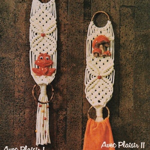 May include: Two macrame wall hangings with wooden rings. The left one features a red frog and the right one features a cluster of red mushrooms. Both hangings have white tassels and the text "Avec Plaisir I" and "Avec Plaisir II Page 19" is printed below each.