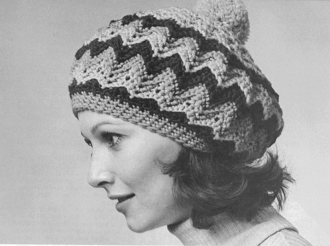Ripple Beret • 1970s Crochet Cloche Hat Cap Tam Toque Pompom