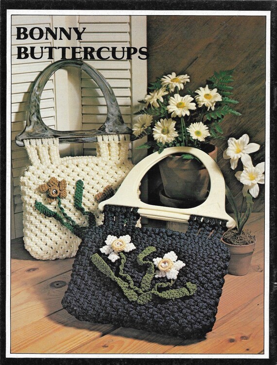 Macramé Bags: 21 Stylish Bags, Purses & Accessories to Make: Takuma, Chizu:  9780593422311: Amazon.com: Books