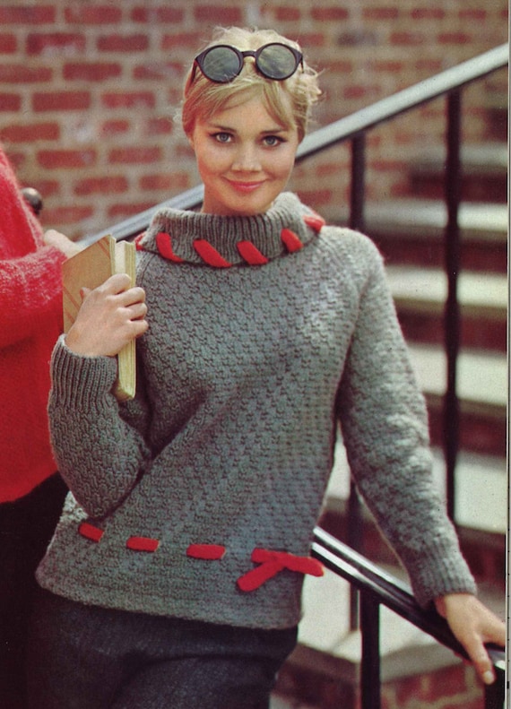 big collar sweater