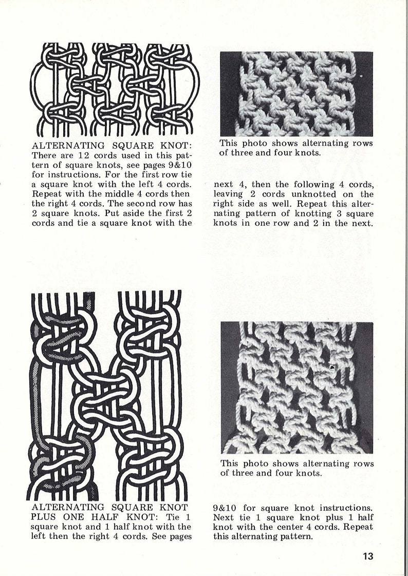 Pu&ograve; includere: Un'illustrazione in bianco e nero di un nodo quadrato con 12 corde. L'illustrazione mostra come fare il nodo in passaggi. Il testo sotto l'illustrazione dice "Nodo quadrato alternato".