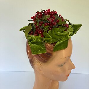 1950s-60s Miss Sally Victor Holly & Berries Mini Fascinator Half Hat